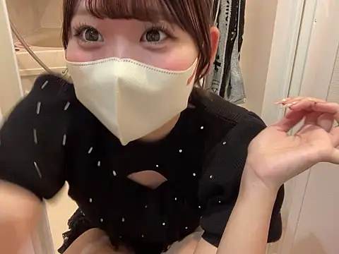 Snapshot of shina_mo_n_ch chatting on May 2026 12:26:01 AM shina mo n ch online show from May 2026 12:26:01 AM