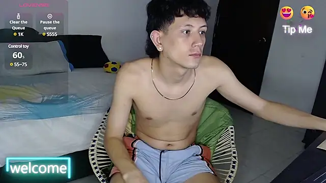 cute mathew online show from March 2025 05:11:02 AM
