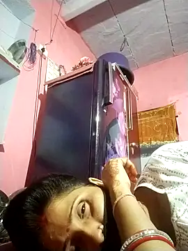 Bhavya Bhan online show from October 2025 04:39:01 PM