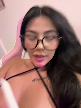 Snapshot of angelic1 chatting on July 2026 01:04:01 PM angelic1 online show from July 2026 01:04:01 PM