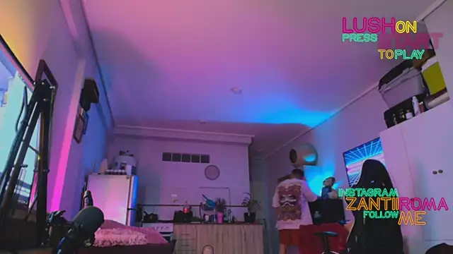 ZRD88 online show from September 2025 02:04:02 AM