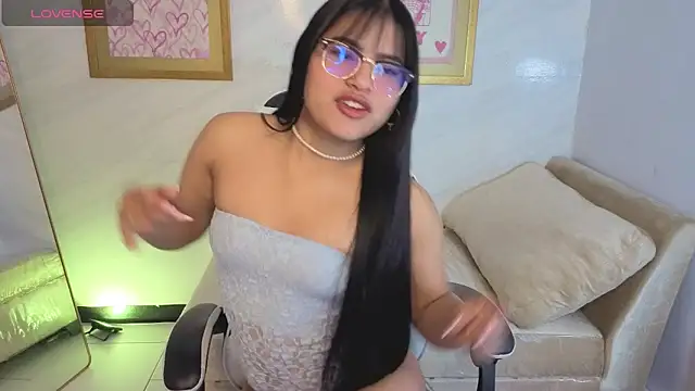 Paulette v online show from March 2026 01:08:01 PM