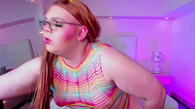 Snapshot of ScarlettDreamss7 chatting on March 2025 10:42:01 PM ScarlettDreamss7 online show from March 2025 10:42:01 PM