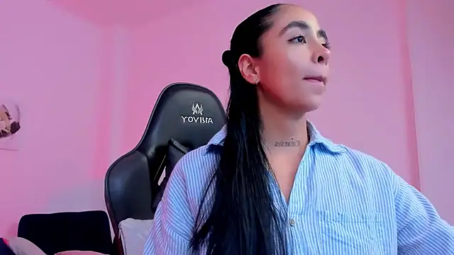 sophierooy22 online show from November 2025 08:30:02 PM