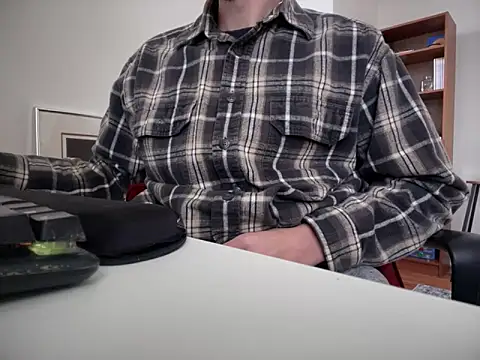 Snapshot of Prolapse_Pig chatting on February 2025 05:01:01 PM Prolapse Pig online show from February 2025 05:01:01 PM