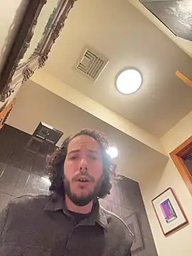 Snapshot of Prolapse_Pig chatting on November 2025 07:24:02 PM Prolapse Pig online show from November 2025 07:24:02 PM