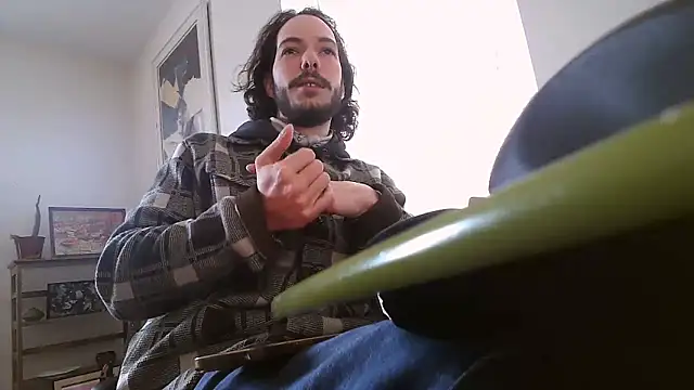 Snapshot of Prolapse_Pig chatting on December 2025 07:53:02 PM Prolapse Pig online show from December 2025 07:53:02 PM