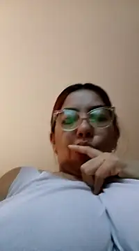 brithany olson25 online show from February 2025 10:55:02 AM