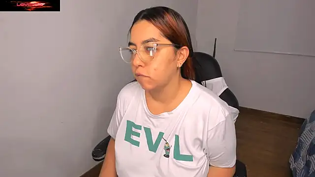 brithany olson25 online show from February 2025 11:11:01 AM