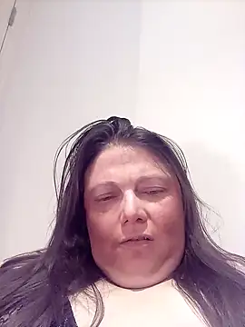 Snapshot of HotHornyEmmaX chatting on January 2025 05:35:02 PM HotHornyEmmaX online show from January 2025 05:35:02 PM