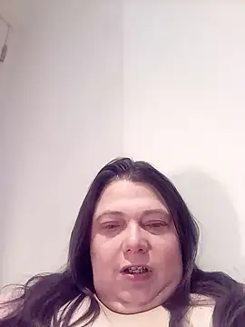 Snapshot of HotHornyEmmaX chatting on February 2025 06:34:02 AM HotHornyEmmaX online show from February 2025 06:34:02 AM