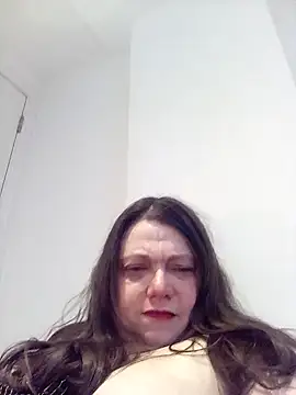 Snapshot of HotHornyEmmaX chatting on February 2025 07:49:01 AM HotHornyEmmaX online show from February 2025 07:49:01 AM