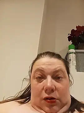 HotHornyEmmaX online show from May 2026 10:18:01 PM