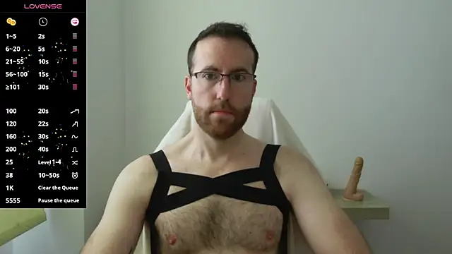 Snapshot of machohiberiko chatting on February 2025 10:39:01 AM machohiberiko online show from February 2025 10:39:01 AM