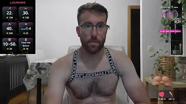 Snapshot of machohiberiko chatting on September 2025 06:52:02 PM machohiberiko online show from September 2025 06:52:02 PM