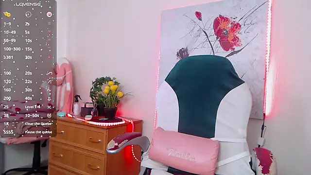 Snapshot of MarthaSimons chatting on July 2026 04:15:01 AM MarthaSimons online show from July 2026 04:15:01 AM