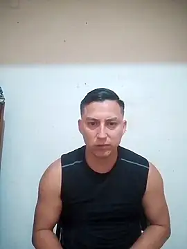 Snapshot of LuisMex1998 chatting on October 2025 09:21:02 AM LuisMex1998 online show from October 2025 09:21:02 AM