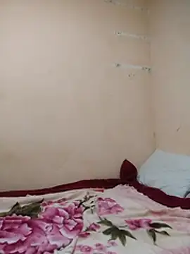 Snapshot of LuisMex1998 chatting on December 2025 04:07:02 AM LuisMex1998 online show from December 2025 04:07:02 AM