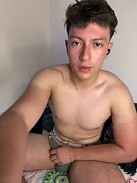 Snapshot of Amon__ashford chatting on February 2025 03:39:02 AM Amon ashford online show from February 2025 03:39:02 AM