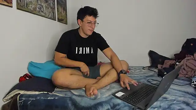 Snapshot of Amon__ashford chatting on March 2025 07:47:01 AM Amon ashford online show from March 2025 07:47:01 AM