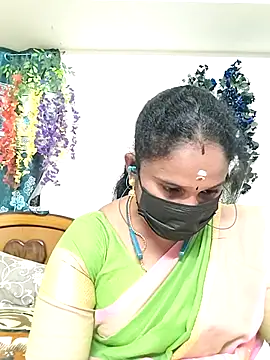 Snapshot of Tamil_Aathira chatting on November 2025 03:23:02 PM Tamil Aathira online show from November 2025 03:23:02 PM