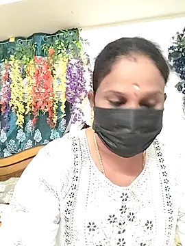 Snapshot of Tamil_Aathira chatting on November 2025 05:23:01 PM Tamil Aathira online show from November 2025 05:23:01 PM