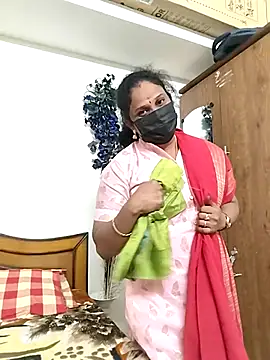 Snapshot of Tamil_Aathira chatting on November 2025 04:46:01 PM Tamil Aathira online show from November 2025 04:46:01 PM