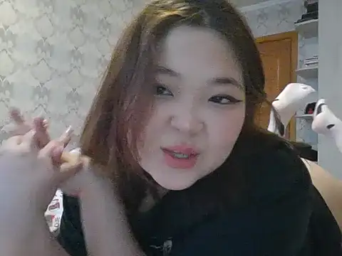 elysiann3 online show from February 2025 10:19:01 AM