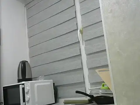 elysiann3 online show from February 2025 02:26:02 PM