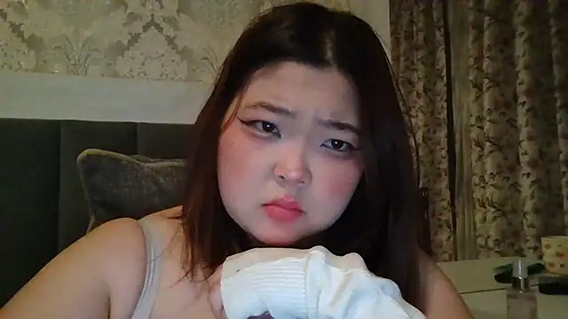 elysiann3 online show from February 2025 06:15:02 PM