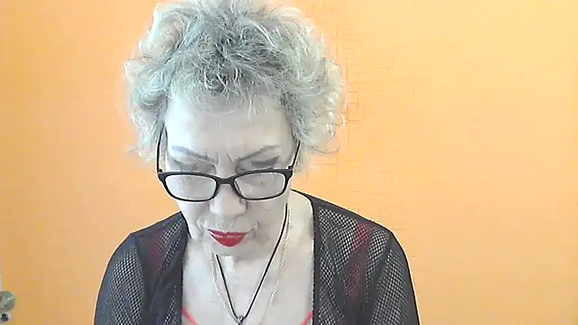 NessyJenixs online show from April 2026 06:30:01 AM