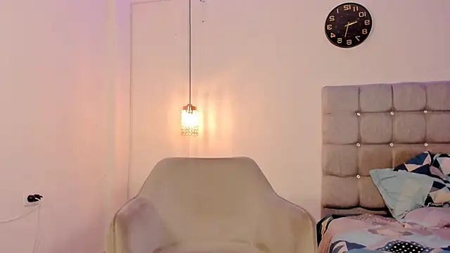 Tylerdrdn online show from November 2025 07:07:01 AM