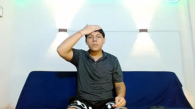 Tylerdrdn online show from December 2025 09:31:02 PM