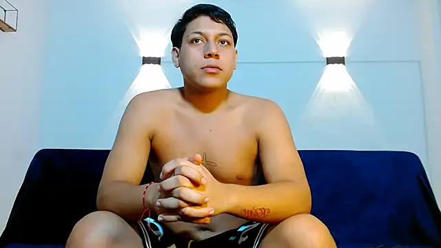 Tylerdrdn online show from December 2025 10:28:02 PM