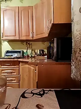 Laura Kiss online show from March 2026 04:33:01 PM