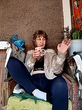 Laura Kiss online show from June 2026 07:54:02 AM