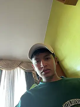 Snapshot of sebaxx8_ chatting on January 2025 10:15:02 PM sebaxx8 online show from January 2025 10:15:02 PM