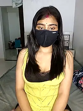 Snapshot of Love-N chatting on October 2025 06:50:01 PM Love-N online show from October 2025 06:50:01 PM