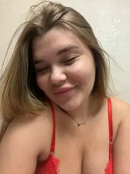 Snapshot of ella_zzz chatting on October 2025 09:16:01 PM ella zzz online show from October 2025 09:16:01 PM