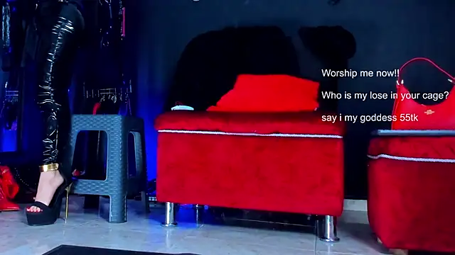 KaramStone online show from December 2025 08:02:02 PM