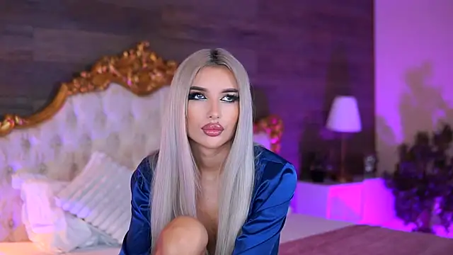 Juicy Jessye online show from September 2025 07:50:01 PM