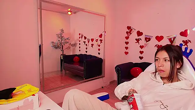 Charlotte ethan online show from February 2025 03:37:01 AM