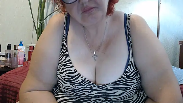 DeniseeRosea online show from June 2026 04:30:01 PM