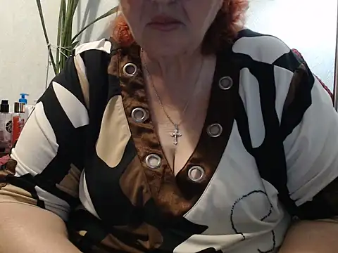 DeniseeRosea online show from July 2026 06:02:02 PM
