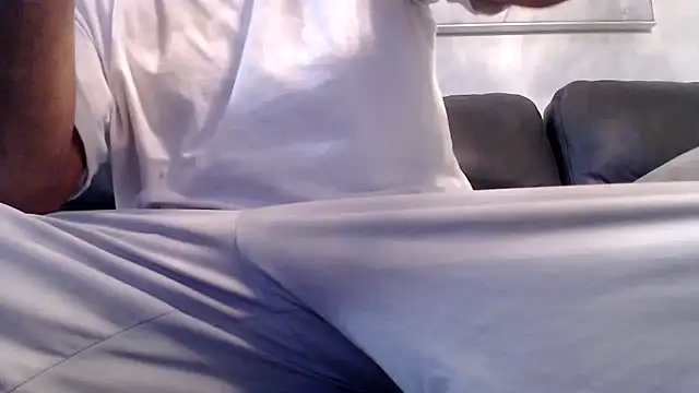 Snapshot of Str8_Soldier chatting on February 2025 03:11:02 AM Str8 Soldier online show from February 2025 03:11:02 AM