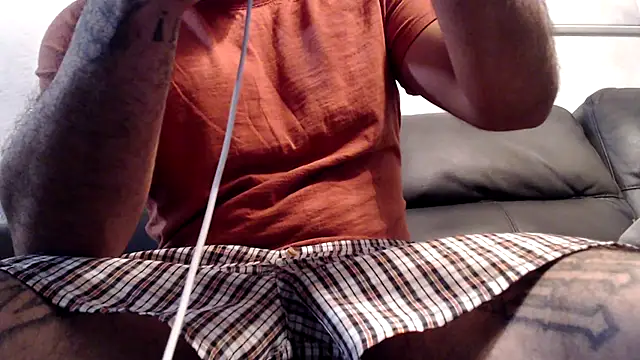 Snapshot of Str8_Soldier chatting on February 2025 08:54:02 AM Str8 Soldier online show from February 2025 08:54:02 AM