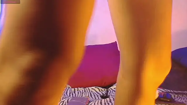 izan 20 online show from December 2025 09:18:01 AM