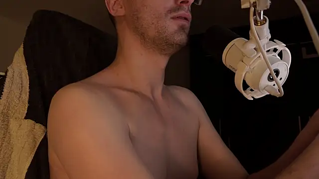 Moonsire1 online show from July 2026 01:40:01 AM