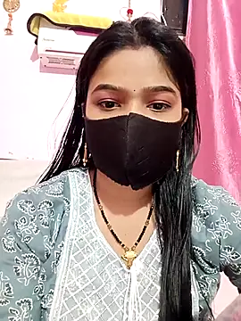 Snapshot of Simran-001 chatting on October 2025 02:13:02 PM Simran-001 online show from October 2025 02:13:02 PM