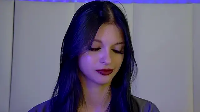 Snapshot of BeverlyMost chatting on March 2025 10:24:01 PM BeverlyMost online show from March 2025 10:24:01 PM